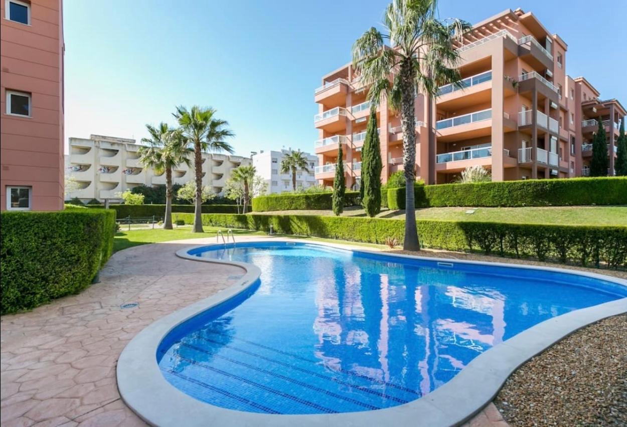 Beachfront Seaview Litoralmar Apt, Fast Wifi, Airco, Pool, Private Parking Portimao Exterior photo